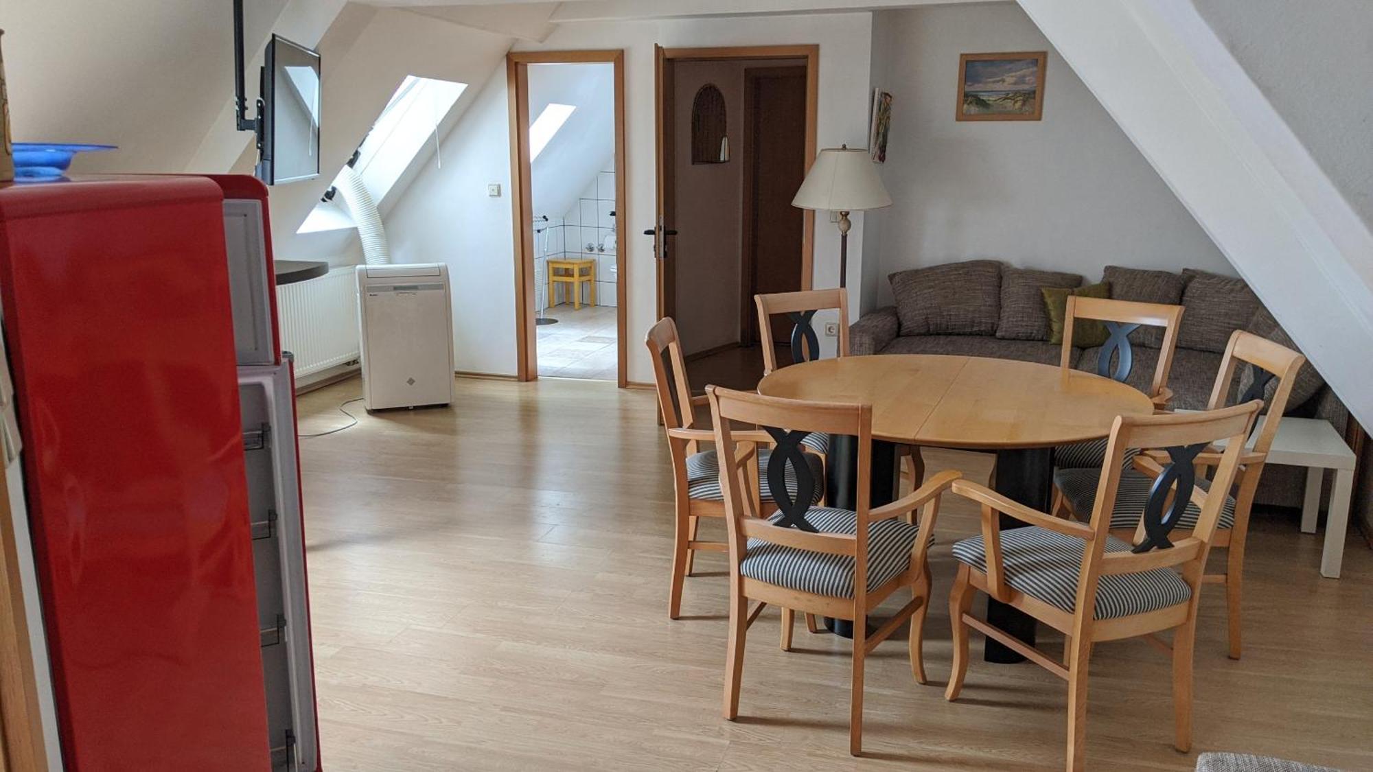 Dorfgasthof Zur Rose Obereisenheim Zimmer foto