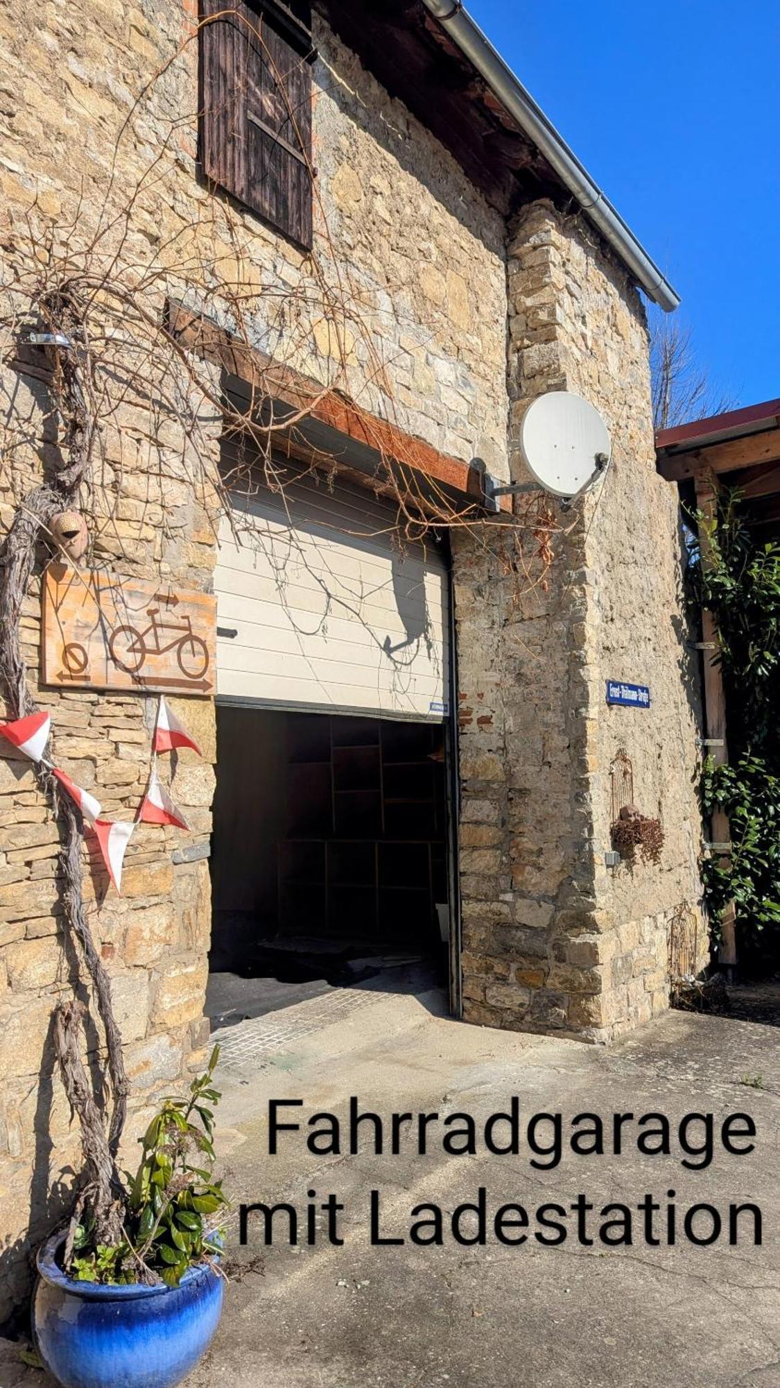 Dorfgasthof Zur Rose Obereisenheim Exterior foto